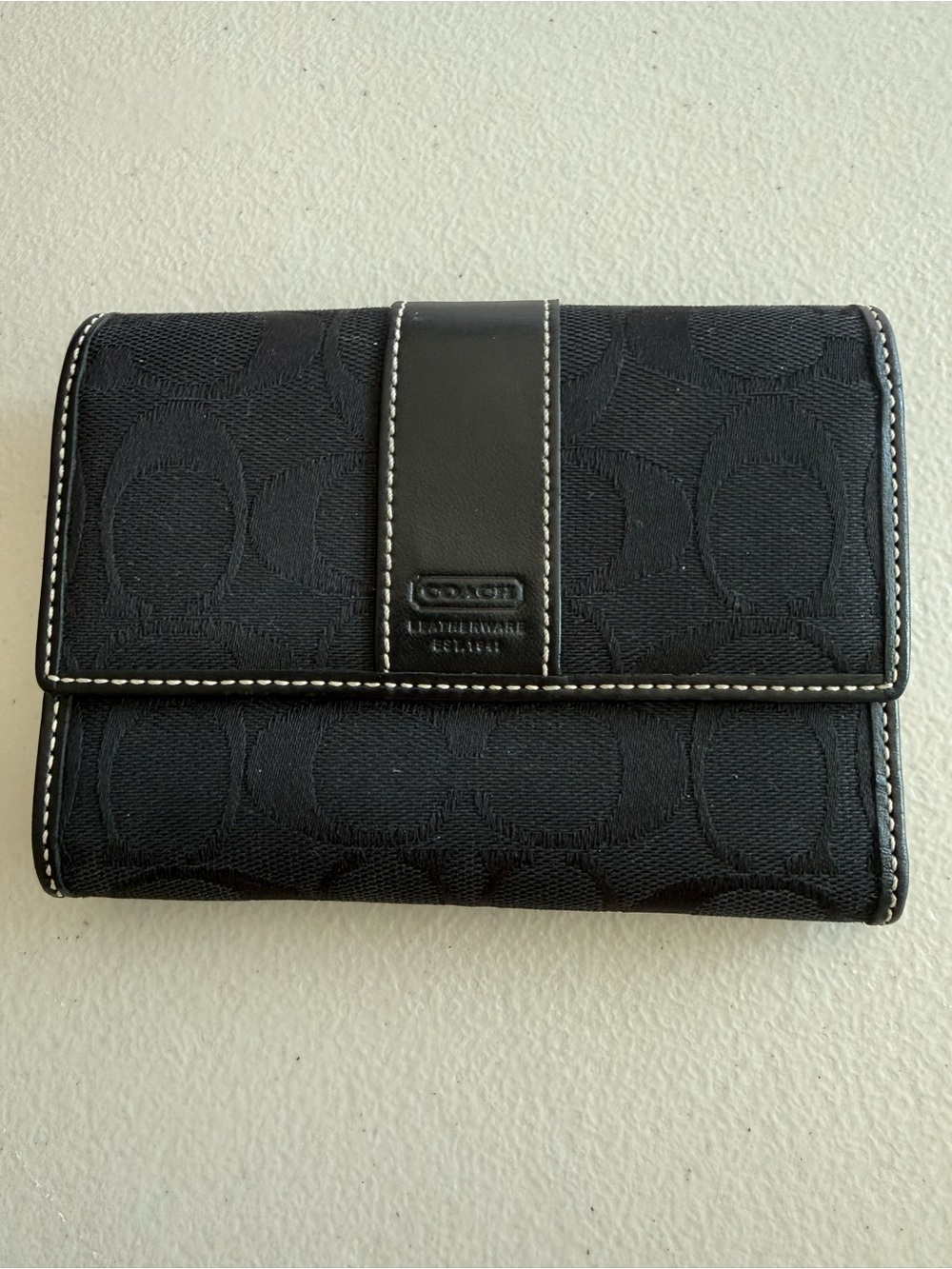 Coach Black Signature Canvas Trifold Wallet with Contrast Stitching